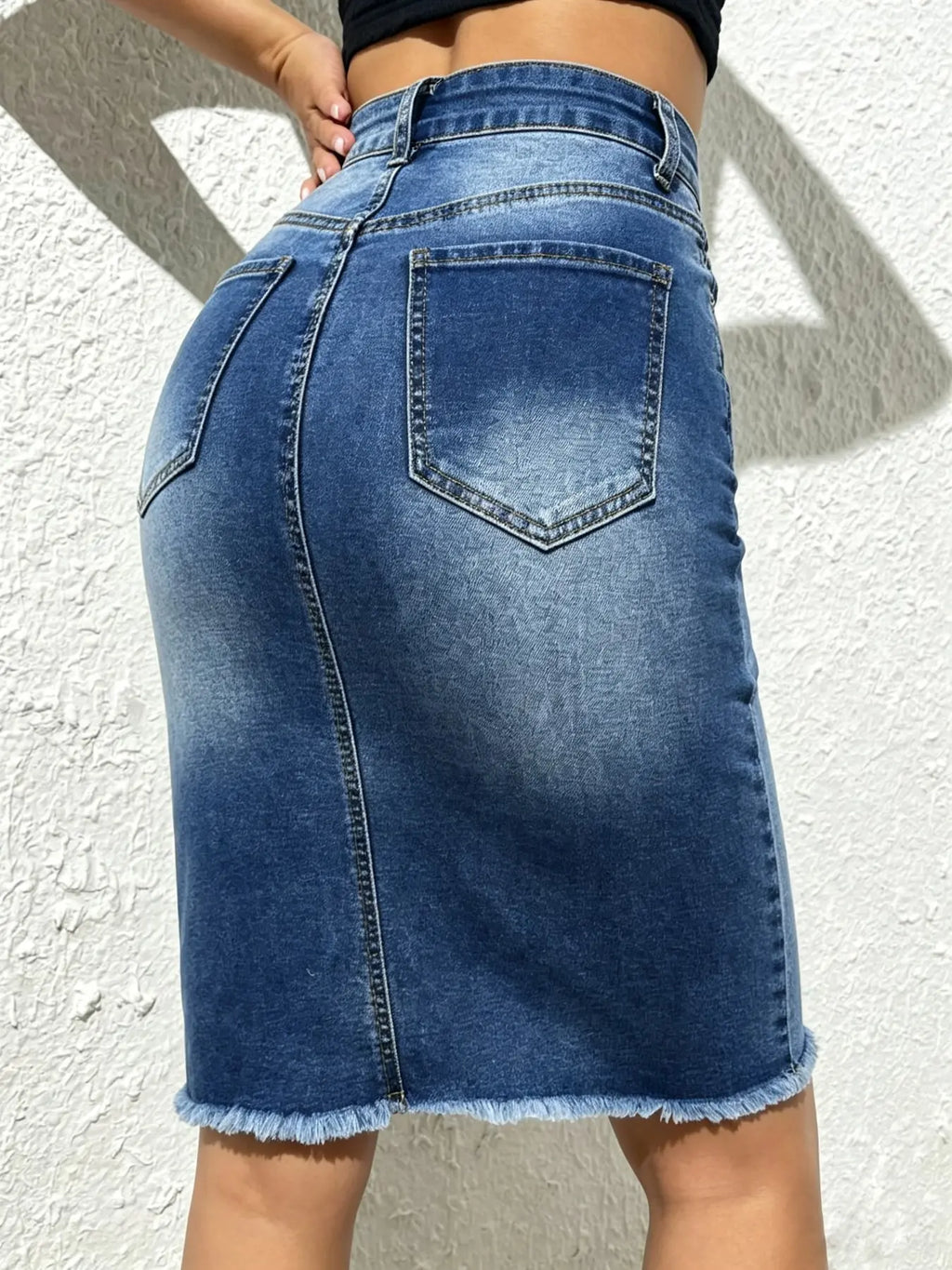 Women's High-Waisted Knee-Length Basic Pencil Skirt for Office and Daily Wear