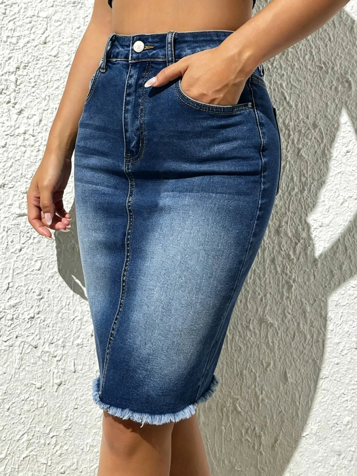 Women's High-Waisted Knee-Length Basic Pencil Skirt for Office and Daily Wear