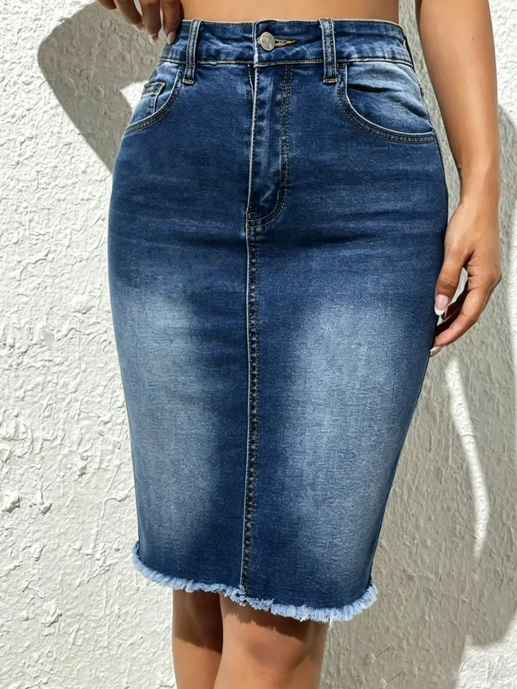 Women's High-Waisted Knee-Length Basic Pencil Skirt for Office and Daily Wear