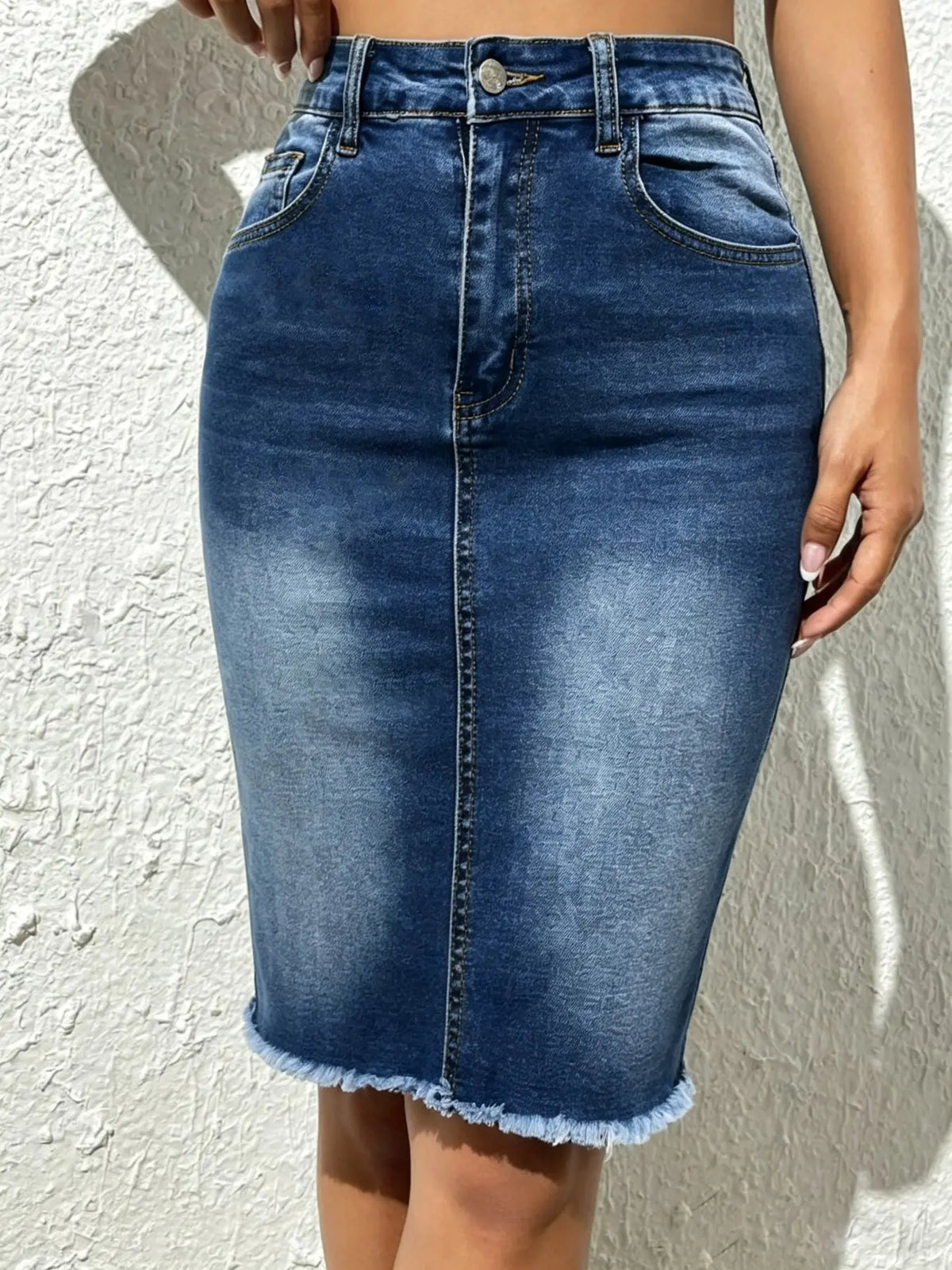 Women's High-Waisted Knee-Length Basic Pencil Skirt for Office and Daily Wear