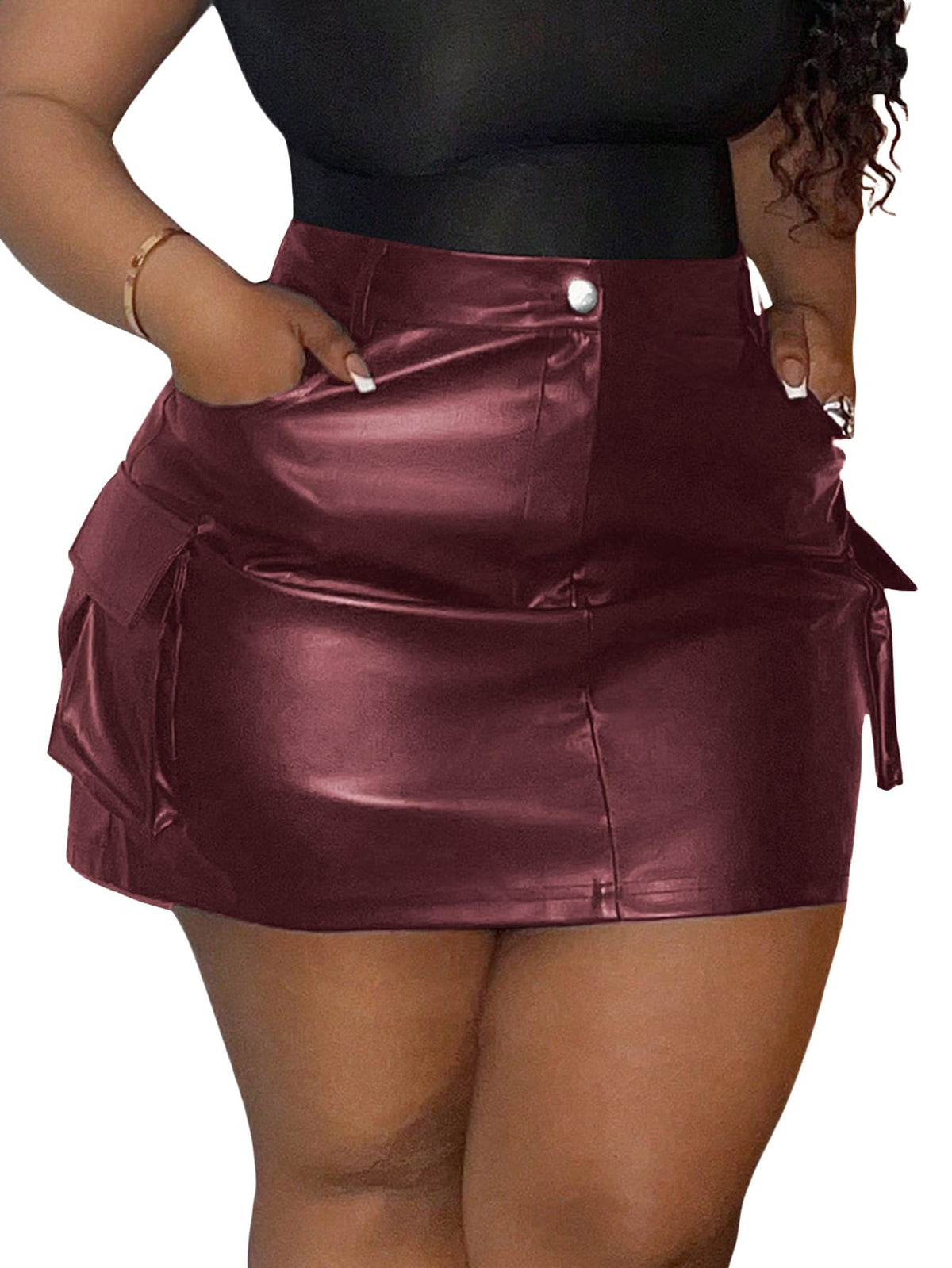 WDIRARA Women's Plus Size PU Leather Mini Skirt Flap Pocket Cargo Skirt