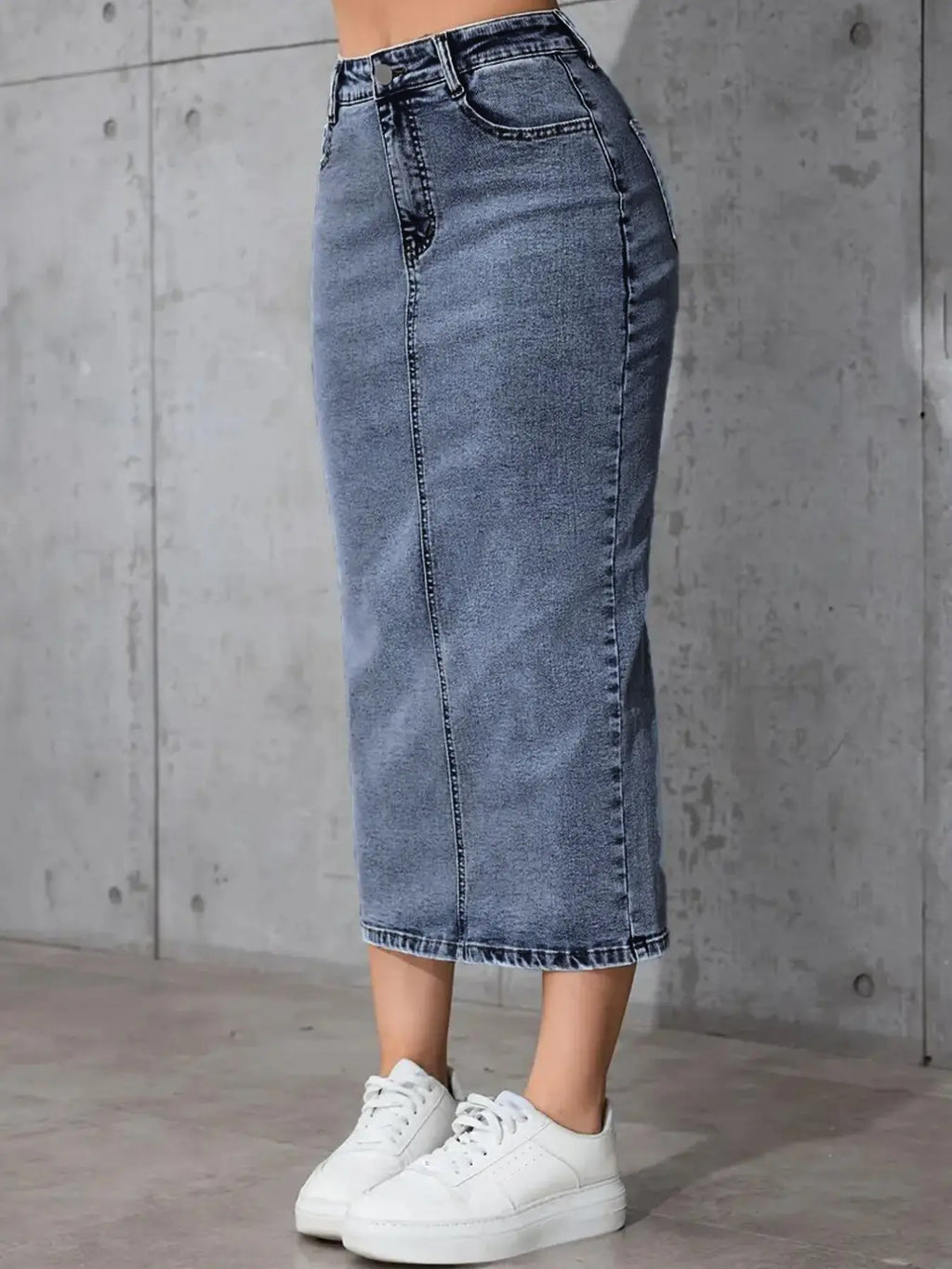 Women's Light Blue Light Wash Denim Midi Skirt, Casual High Waist Stretchy Jean Skirt, Versatile Summer Autumn Fashion, Simple and Elegant Design, Casual Slim Fitting Skirt